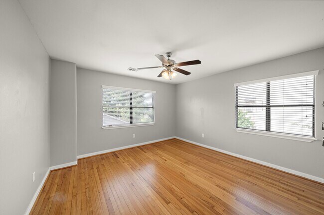 Building Photo - 3818 Southmore Blvd