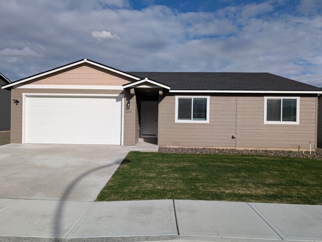 Building Photo - **New Construction** FOUR Bedroom House for Rent in Eastmont School District!