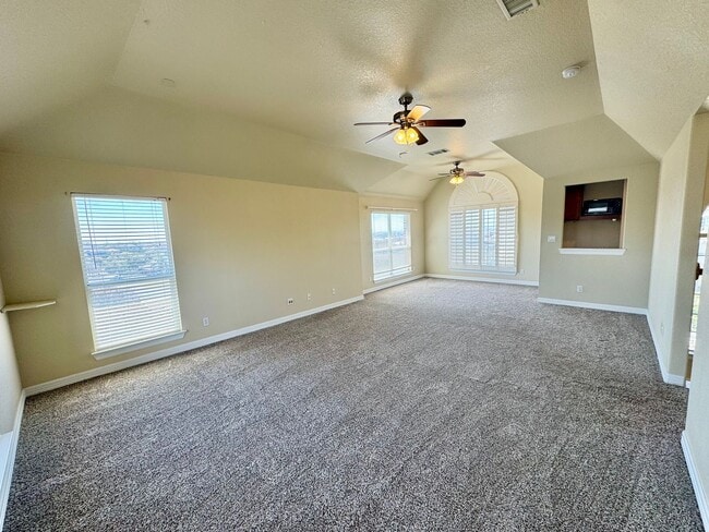 Building Photo - *COMING SOON* Luxurious 2-Story Home in Gated Stone Oak Community – Pool & Lawn Care Included