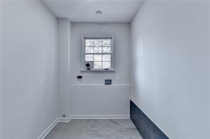 Building Photo - 1450 Cedarhurst Dr