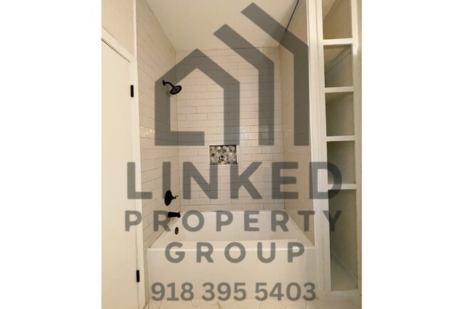 Building Photo - Beautiful 2 bedroom in Collinsville