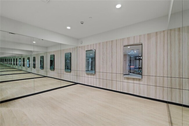 Building Photo - 101 Diplomat Pkwy