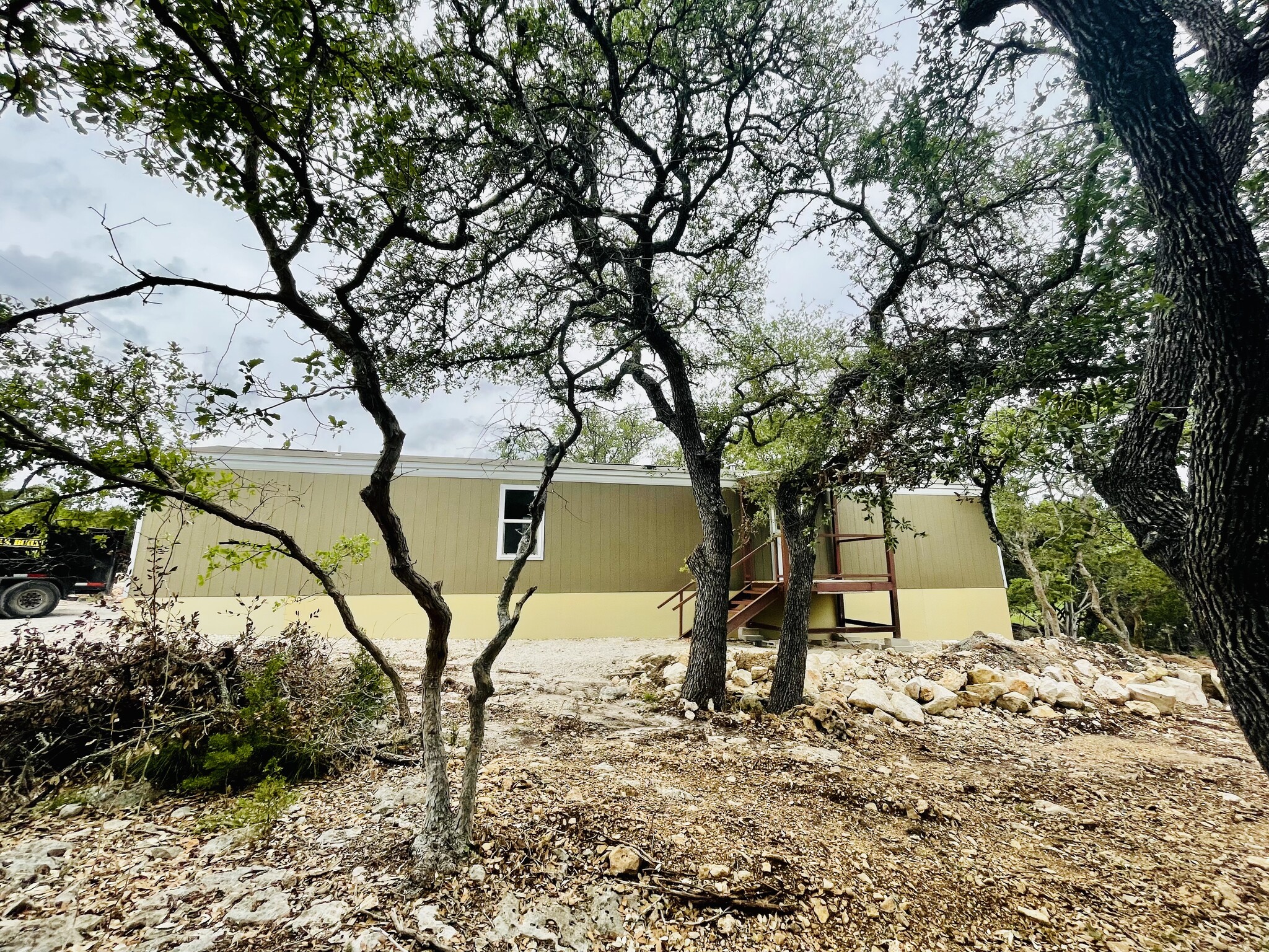 Building Photo - 459 Clay Ridge