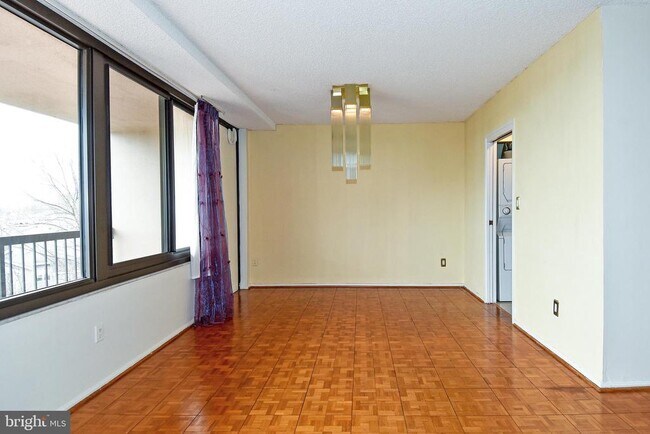 Building Photo - 5500 Holmes Run Pkwy