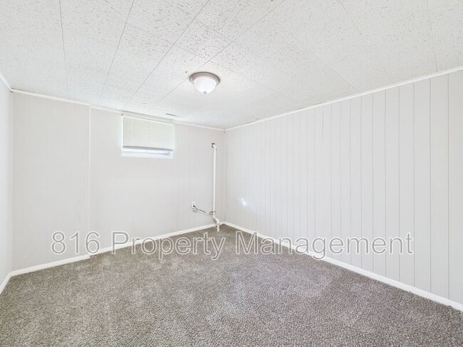 Building Photo - 1004 Anderson St