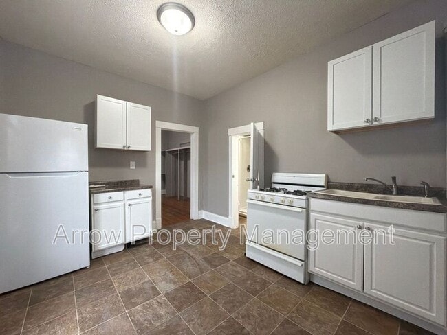 Building Photo - 2500 P St