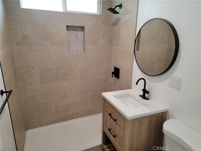 Building Photo - 18725 Bassett St