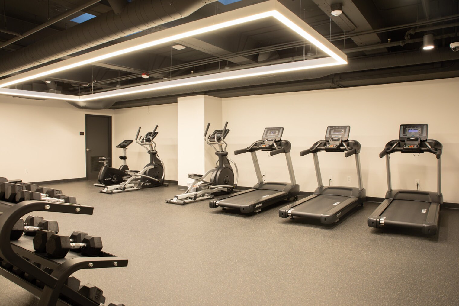 Building Photo - 333 W State St