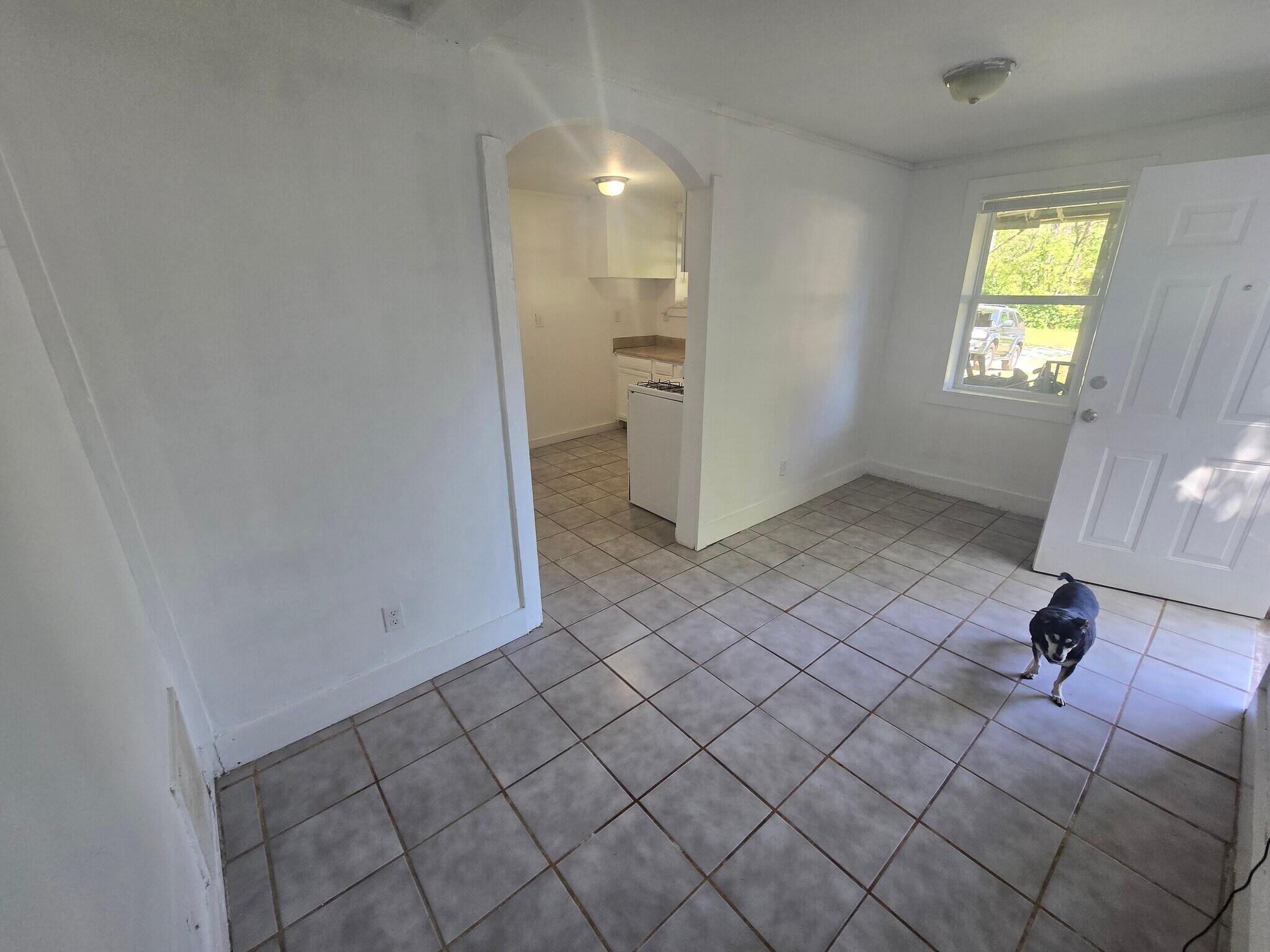 Building Photo - 1014 Moreland Ave SE