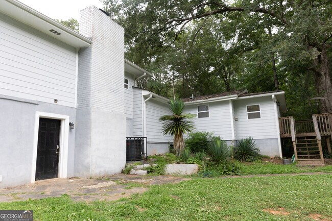 Building Photo - 1594 Pates Creek Rd