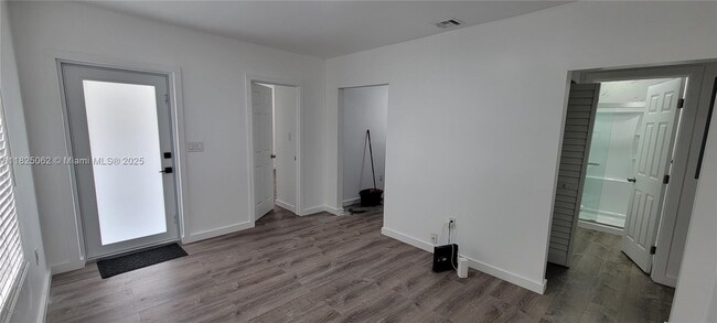 Building Photo - 1520 NW 69th St