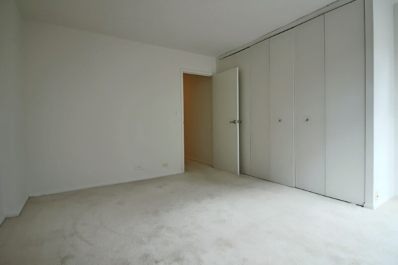 Building Photo - 1202 N Stone St