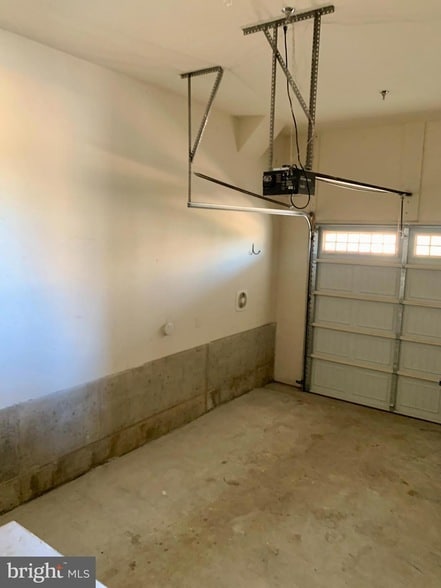 Building Photo - 42602 Hardage Terrace