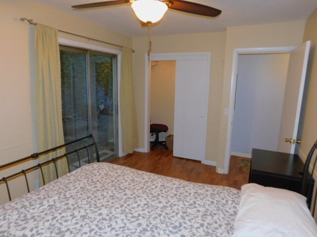 Building Photo - 819 Kenwood Pkwy