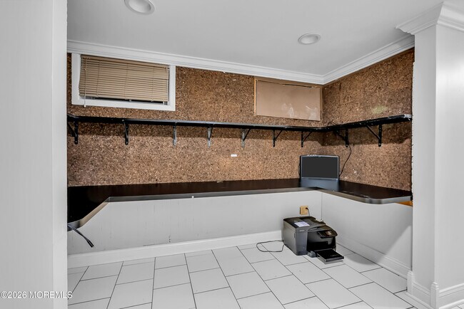 Building Photo - 455 W Lincoln Ave