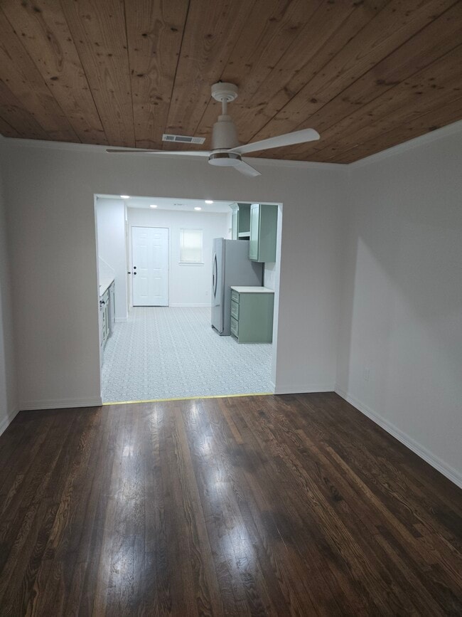 Building Photo - 415 N 23rd St