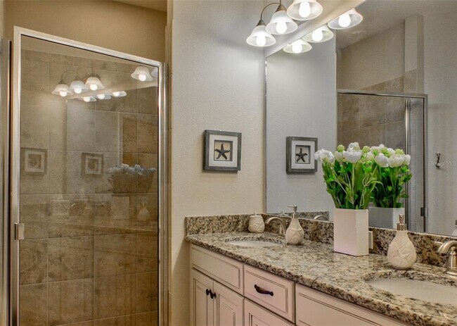 Building Photo - 13605 Messina Loop