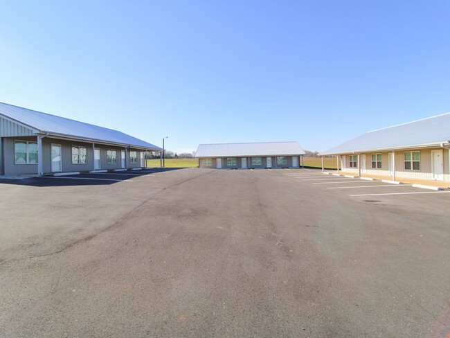 Building Photo - 14405 Friend Rd
