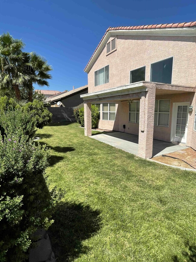 Building Photo - 8609 Highland View