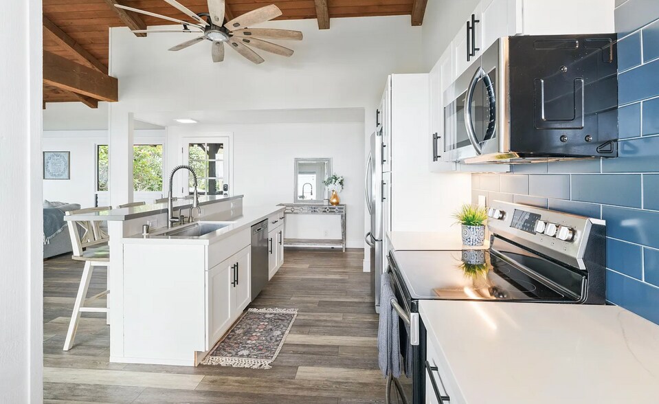 Building Photo - 77-6452-6452 Leilani St