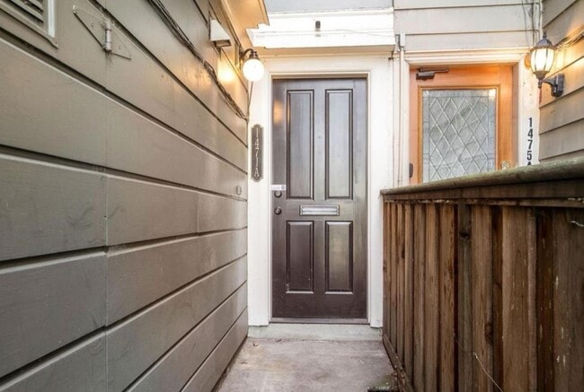 Building Photo - 1471 McAllister St