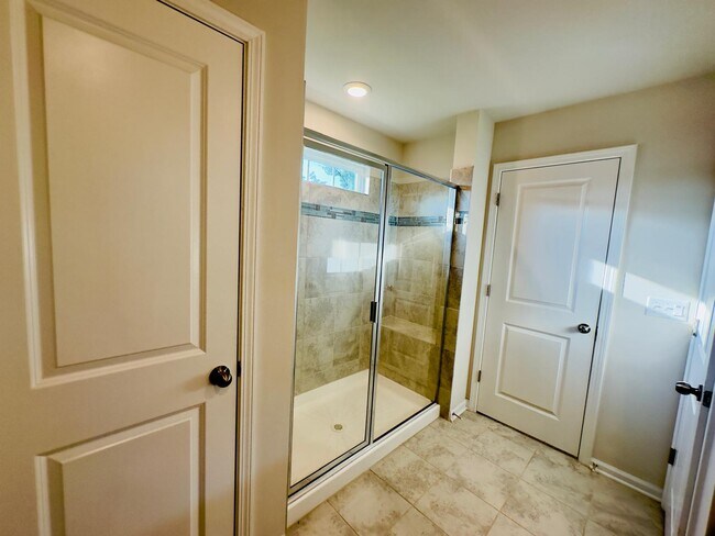 Building Photo - 15115 Moulin Ct Dr