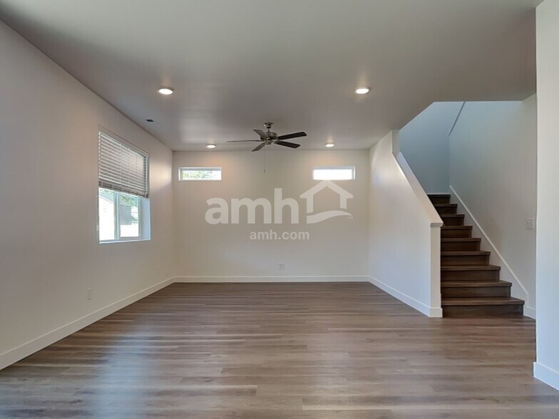 Building Photo - 7705 Brenden St SW