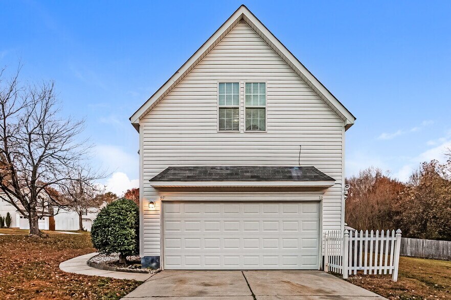 Building Photo - 9935 Sweet Plum Dr