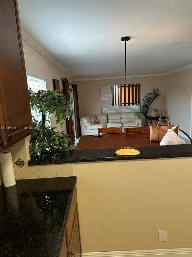 Building Photo - 3048 Sunrise Lakes Dr E