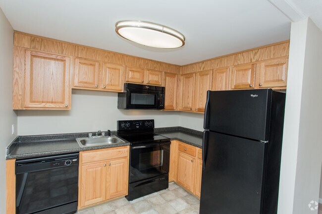 Coach House Apartments Chelmsford, MA Apartment Finder