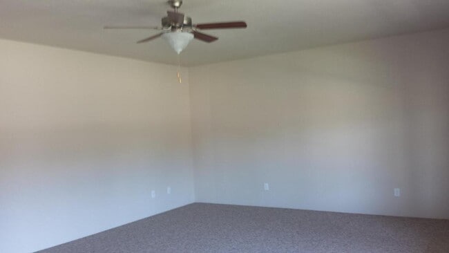 Building Photo - 1034 SW Princeton Pl