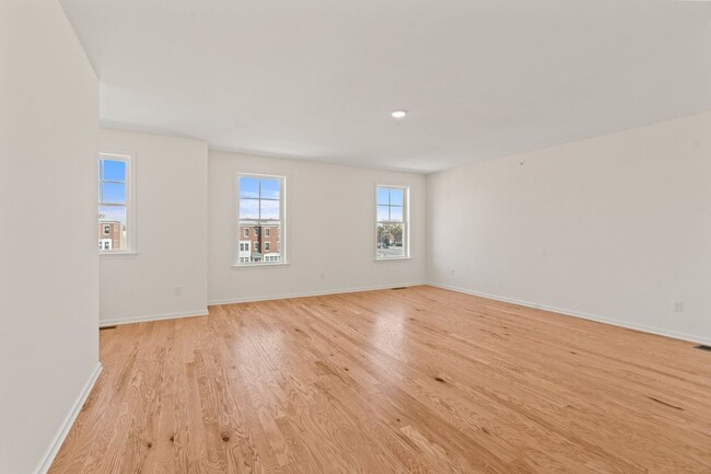 Building Photo - 2306 Palermo Dr