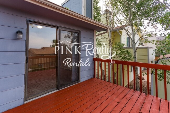 Building Photo - 8274 Caravel Dr