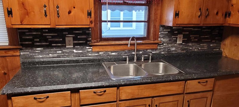 Building Photo - 811 Paul St