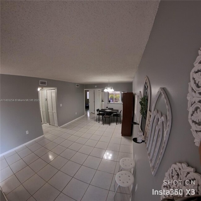 Building Photo - 13165 SW 64th Terrace