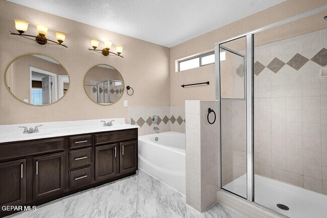 Building Photo - 3108 Tierra Nora Dr