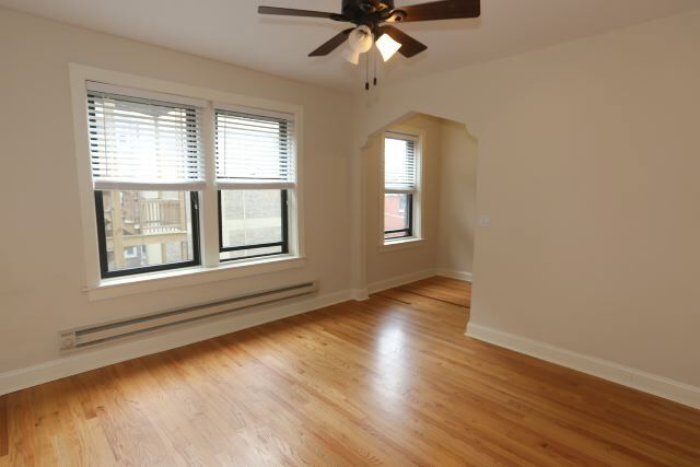 Building Photo - 617 W Patterson Ave