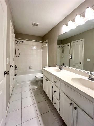 Building Photo - 4401 Crown Ridge Dr