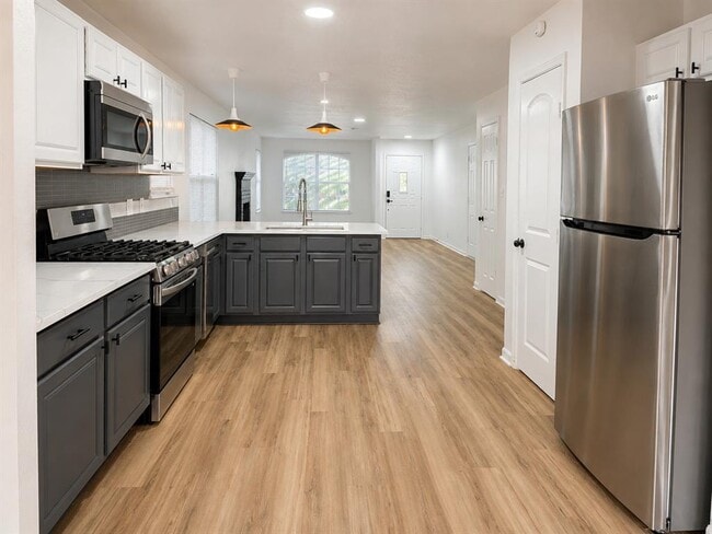 Building Photo - 2012 Balsam Way