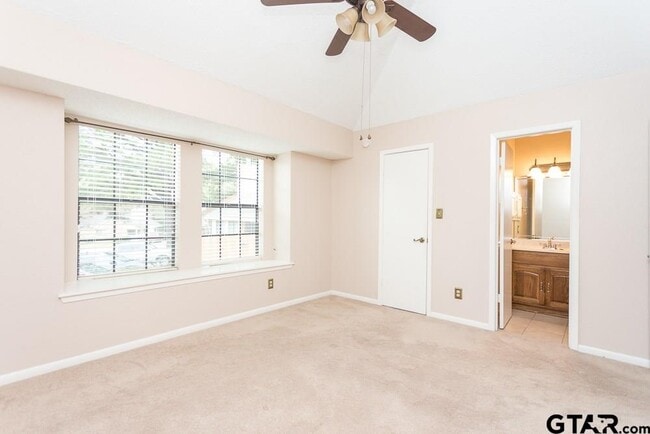 Building Photo - 1767 Eaglewood Drive