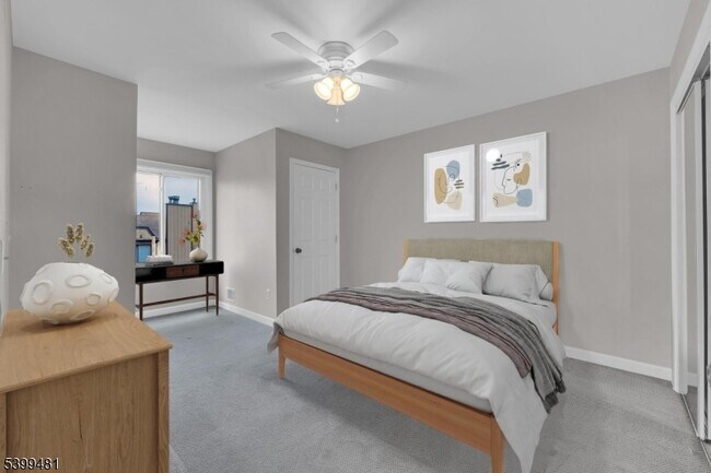 Building Photo - 107 Wimbledon Square