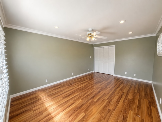 Building Photo - Welcome to this stunning 3 bedroom, 2 bathroom home located in Fremont