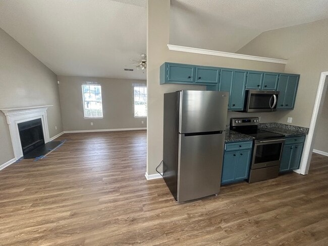 Building Photo - 25 Oak Lake Ct