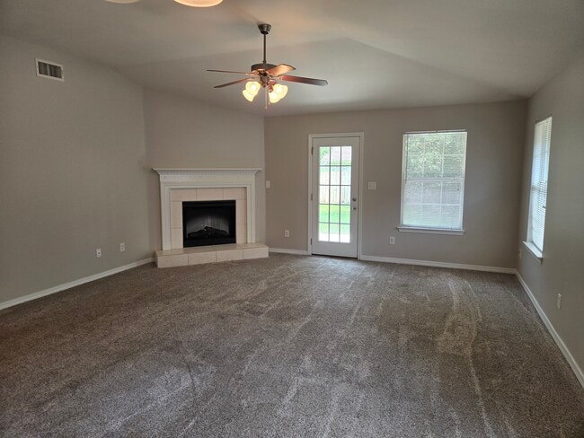 Building Photo - 6562 Tampa Dr