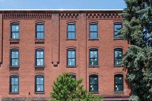 Building Photo - 30 Woodland St