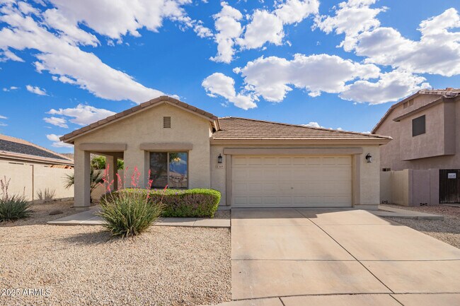 Primary Photo - 1609 E Beautiful Ln