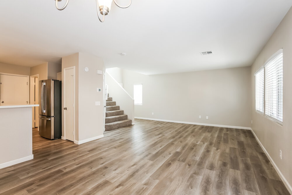 Building Photo - 5325 Cholla Blossom Ct