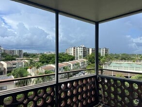 Building Photo - 4715