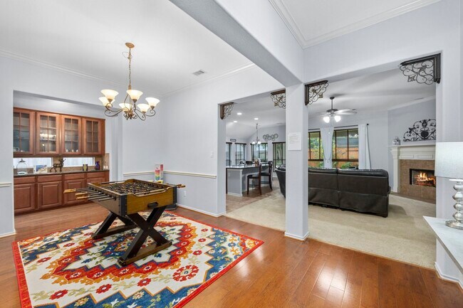 Building Photo - 8338 Whisper Point Dr