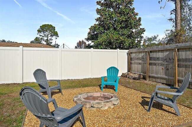 Building Photo - 9 Ryley Ln